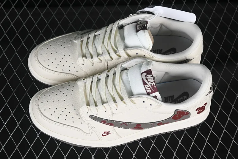 All categories Air Jordan Jordan series basketball shoes Air Jordan 1 Low High-end customized low-top sneakers Travis Scott x Fragment Design x Air Jordan 1 Low OG SP Joe 1 violent bear joint beige brown bear low-top cultural casual sneakers LD2025-004